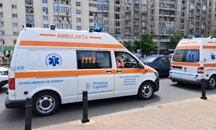 Femeie lovită de TIR în Sectorul 4 al Capitalei. Victima a ajuns la spital, iar traficul a fost restricţionat