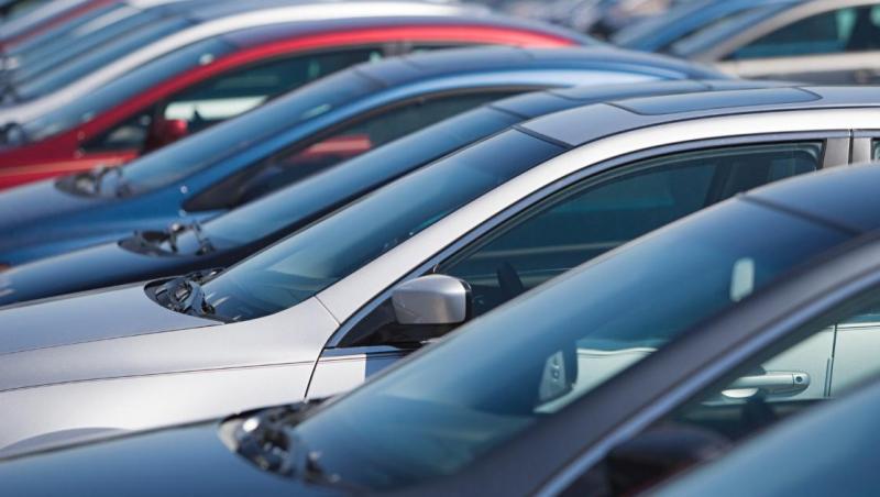 Un bărbat din Argeş a prejudiciat statul cu 1,1 milioane de lei: a vândut ilegal 75 de maşini