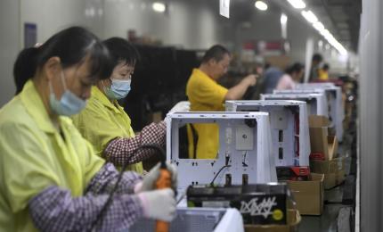 Scumpirea componentelor forţează producătorii de PC-uri înapoi în China. Expansiunea AI, unul dintre motive