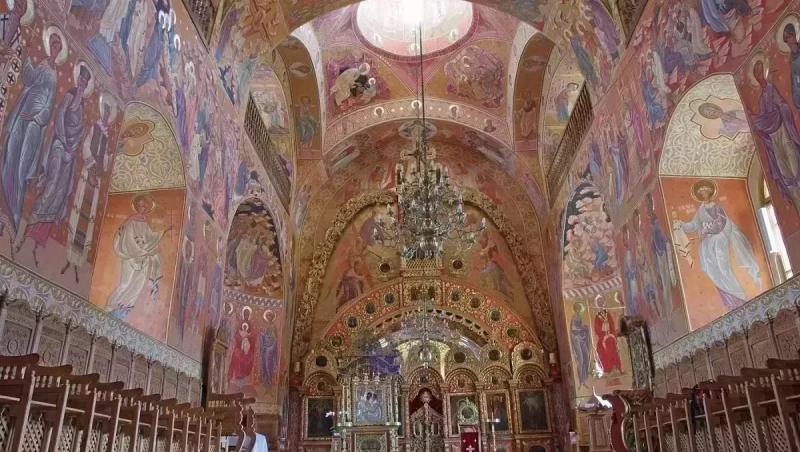 Sfinţii Apelie, Stahie, Amplie, Urban, Aristobul şi Narcis sunt prăznuiţi pe 31 octombrie
