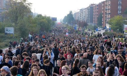 Orașul din care fug pe capete angajaţii cu salarii de 2000 de euro. Jumătate din bani se duc pe chirie