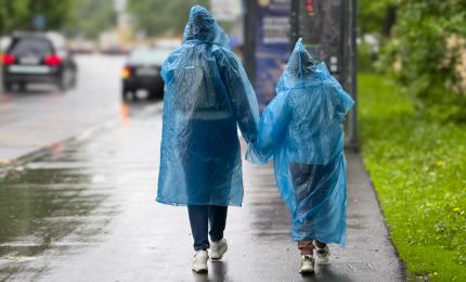 Temperaturi de aproape 30°C, apoi se răceşte brusc. Când se schimbă vremea și unde va ploua