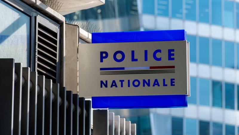 Român reținut în Franța după ce a amenințat că va decapita o învățătoare. De la ce a pornit conflictul