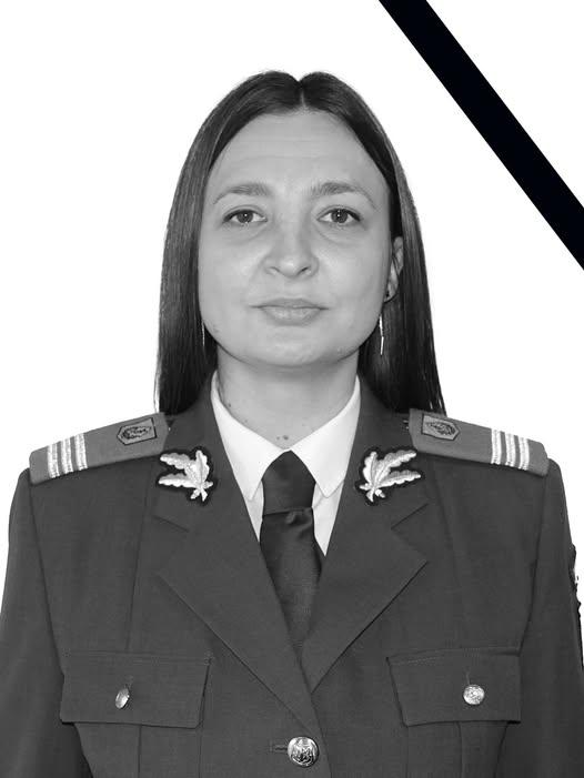 Ea este mămica moartă în accidentul din Iaşi. Diana era jandarm şi mai avea un pic până să nască