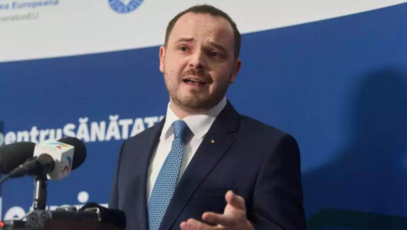 Rogobete: Medicii care pleacă din spitalele publice la privat în timpul programului trebuie concediaţi