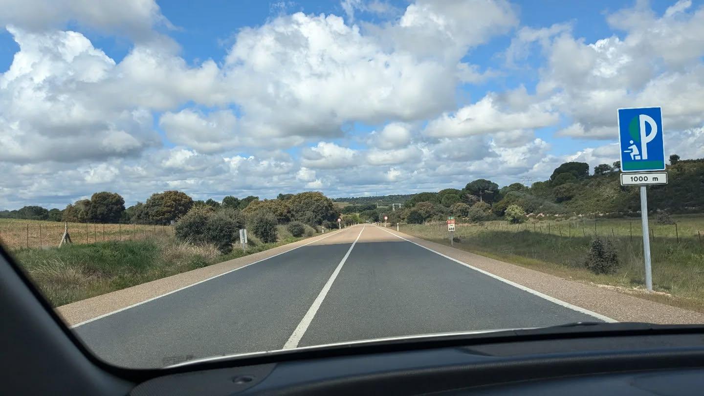 A găsit un sat abandonat pe internet și l-a cumpărat pentru 310.000 euro. Visul unui antreprenor american