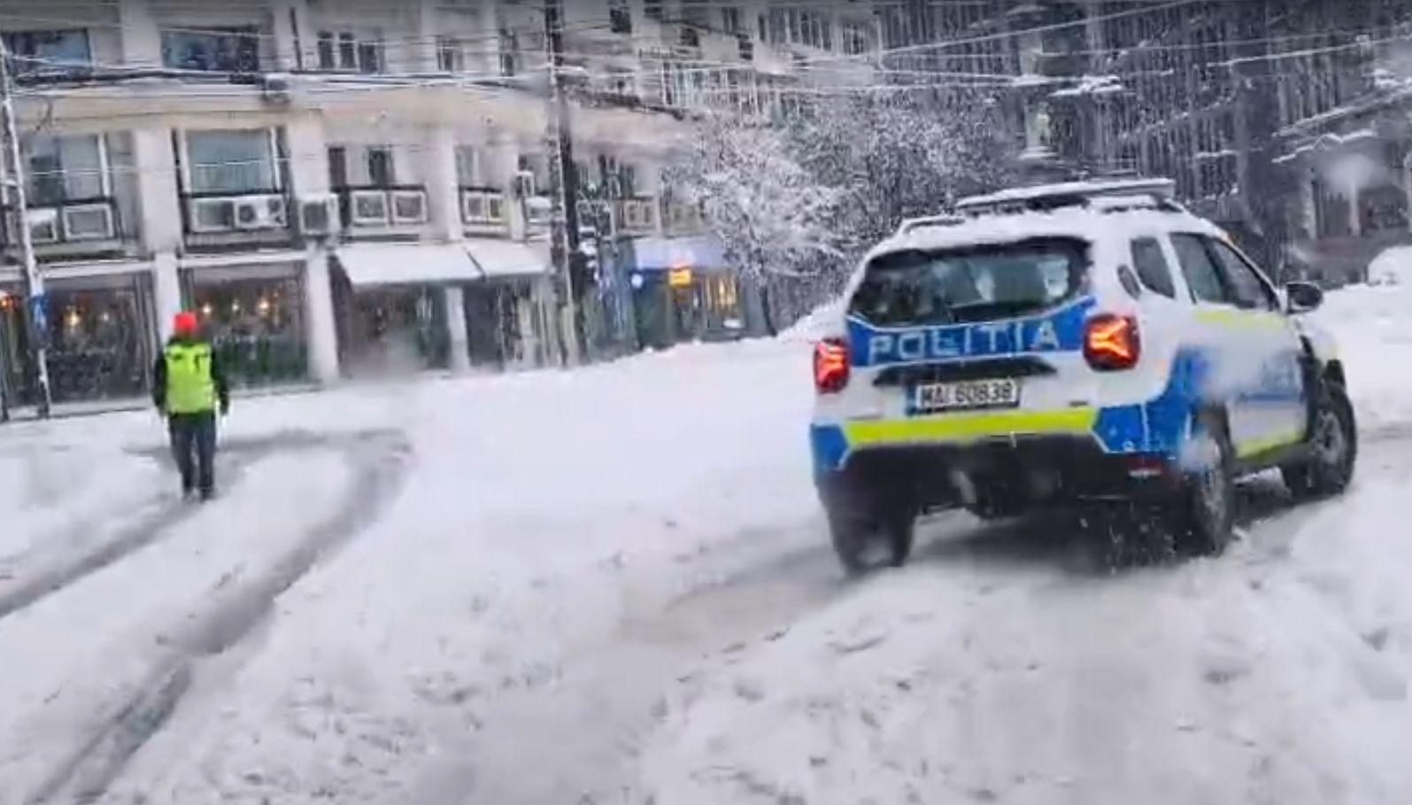 Bucureștiul, sub cel mai greu episod de iarnă din ultimii 18 ani: "Ia uitați, cum arată iadul alb"