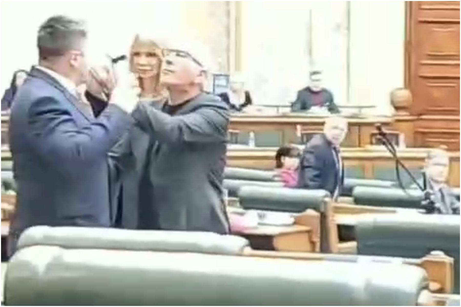 "Madam, unde te crezi?". Senatori PSD şi PACE, la un pas de bătaie în plen