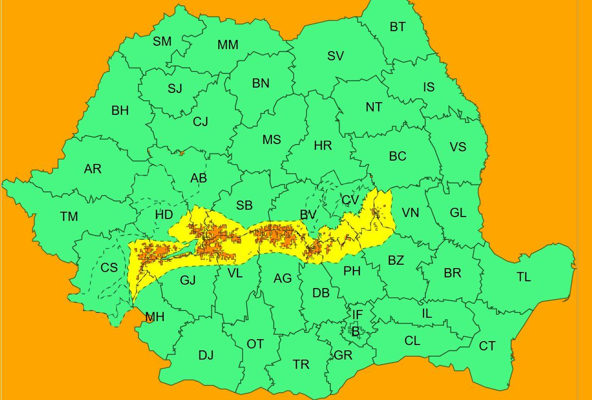 Aproape jumătate din țară intră sub cod portocaliu și galben de viscol în zona montană