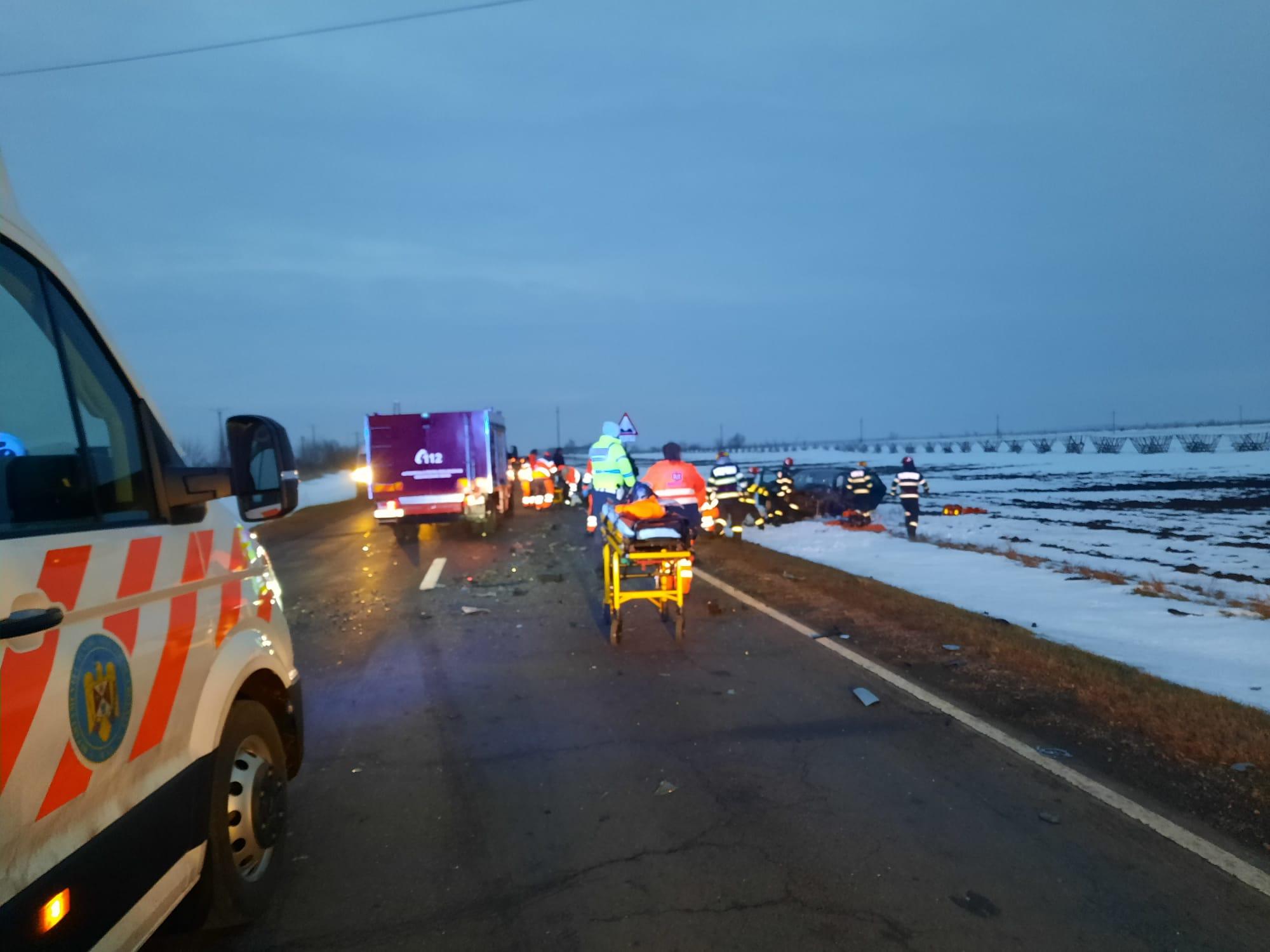 "Cei buni ajung la Dumnezeu". Durere și lacrimi pentru Dan și Cătălina, părinții morți în accident