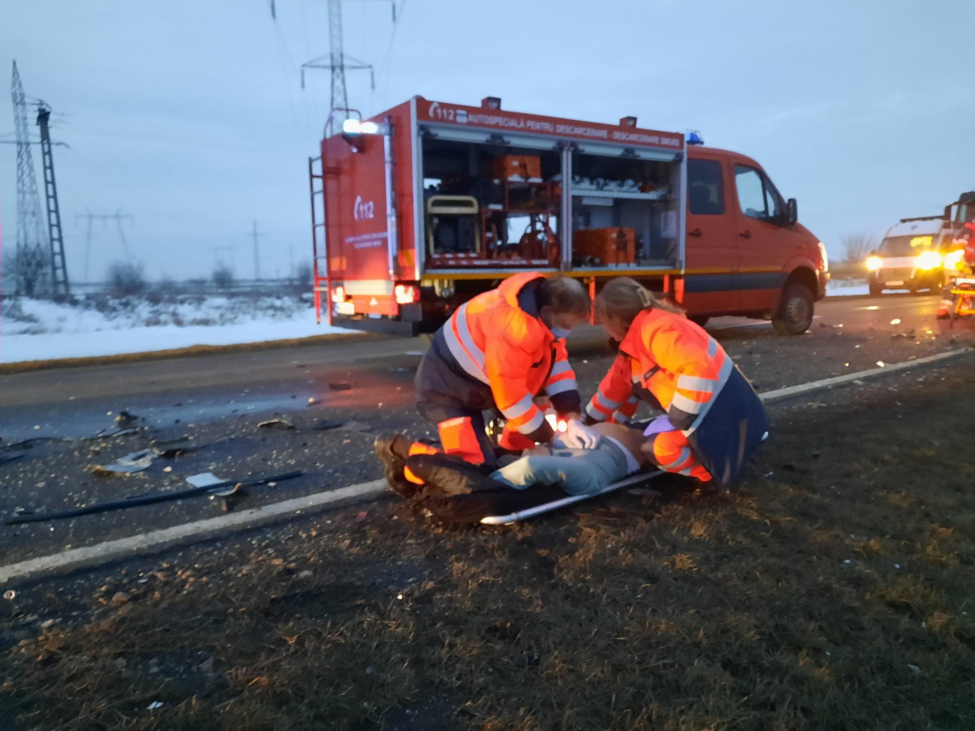 "Cei buni ajung la Dumnezeu". Durere și lacrimi pentru Dan și Cătălina, părinții morți în accident