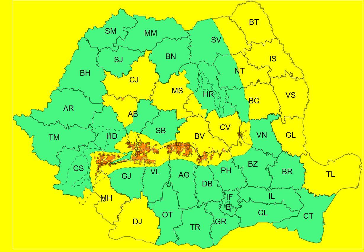 Meteorologii au prelungit avertizările de vreme severă. Lapoviță, ninsori și risc de polei în mai multe zone