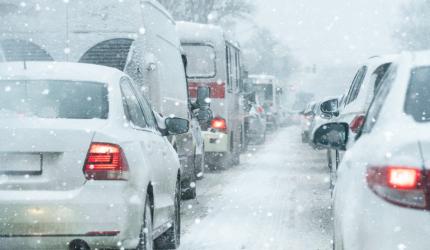 Starea traficului, 26 februarie 2026. Carosabil umed pe mai multe drumuri din ţară din cauza ninsorii