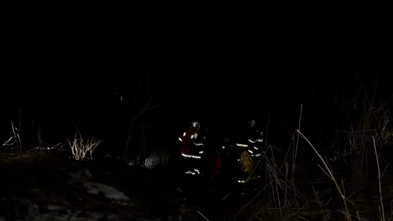 "Nu mergem, mami, să nu cădem în apă". Cei doi frați din Sibiu au murit chiar în locul de care se temeau