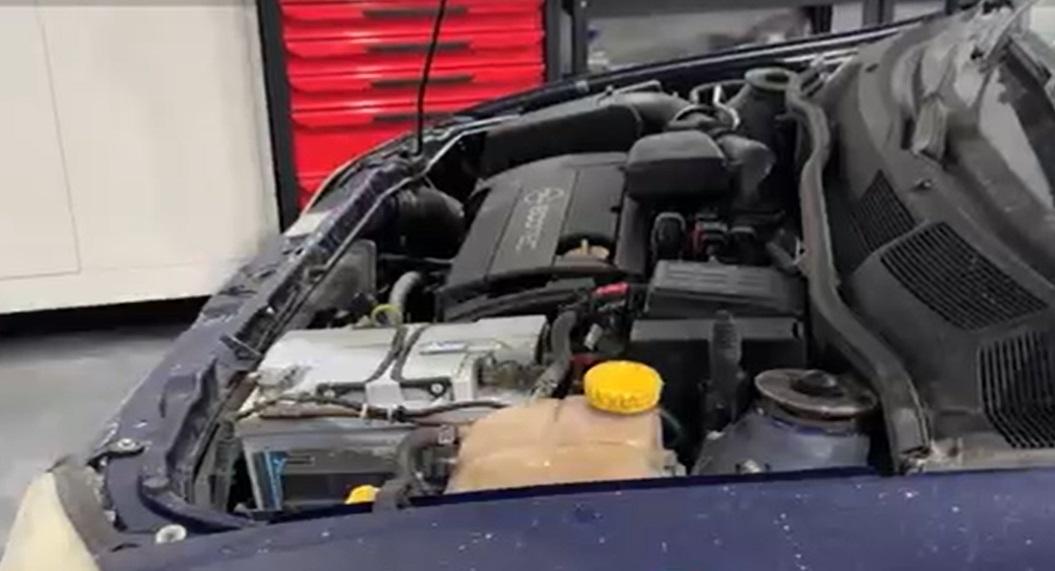 Gerul dă bătăi de cap şoferilor. Cum îţi poţi distruge maşina doar plecând de pe loc