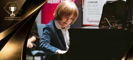 Tânărul pianist roman David Dumitrescu l-a impresionat pe Florin Piersic