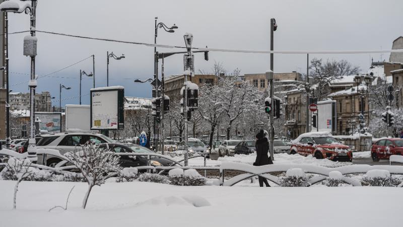 Gerul se &icirc;ntoarce. ANM anunţă ninsori şi viscol p&acirc;nă miercuri &icirc;n toată ţara