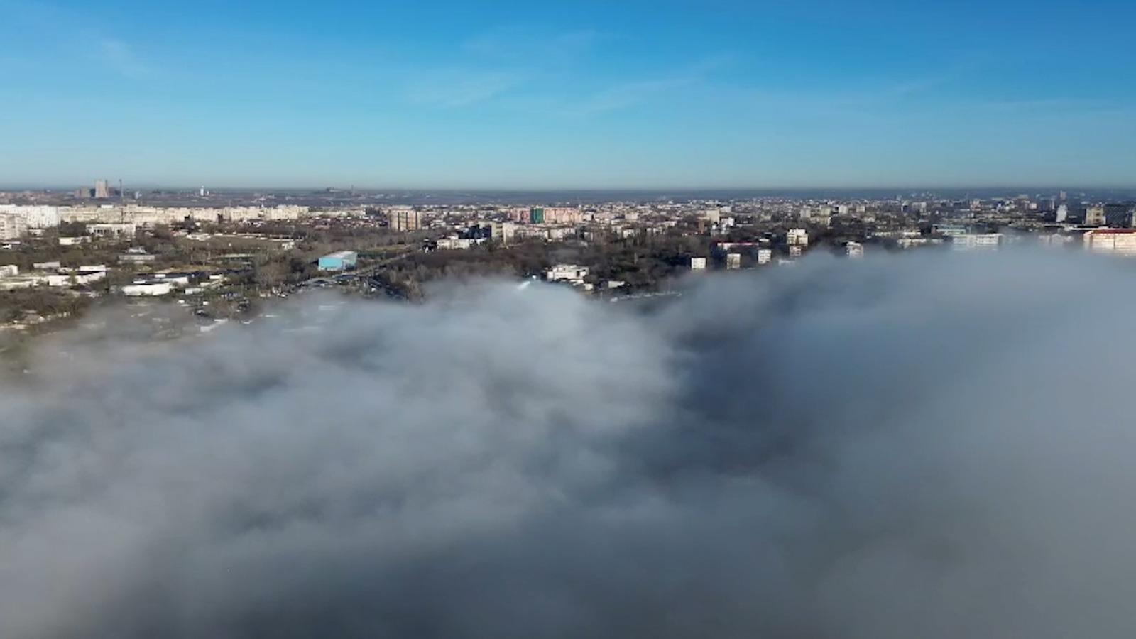 "Fierbe" Dunărea. Fenomen spectaculos și rar, la Galați