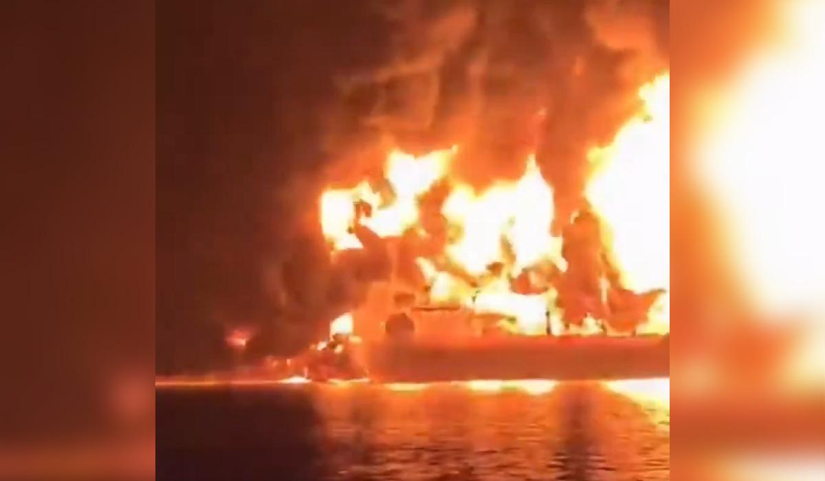 Iranul a incendiat două petroliere în apele irakiene