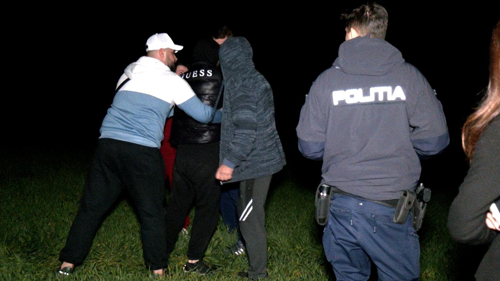 Tânără, moartă în accident de parapantă, sub ochii iubitului. O aripă s-a rupt în zbor