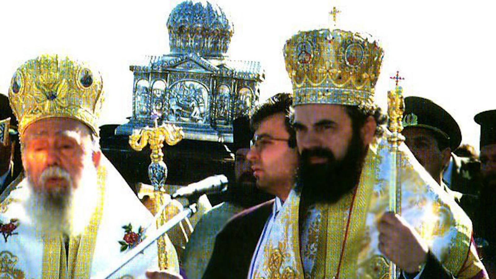 Grecul care a furat mâncarea săracilor din Africa, glorificat în România şi făcut cetăţean de onoare