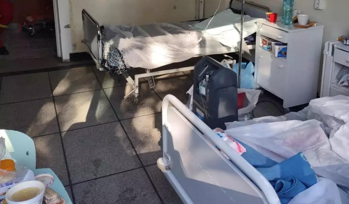 S-a "mutat" în spital: Un medic din Caransebeş şi-a ţinut tatăl internat timp de 2 ani pe banii statului