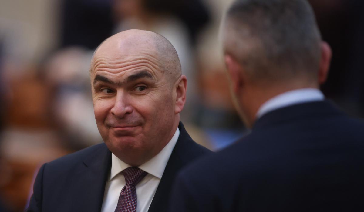 Bugetul pe 2026, adoptat de Parlament după luni de blocaj și scandal. Reacţiile lui Bolojan şi Grindeanu