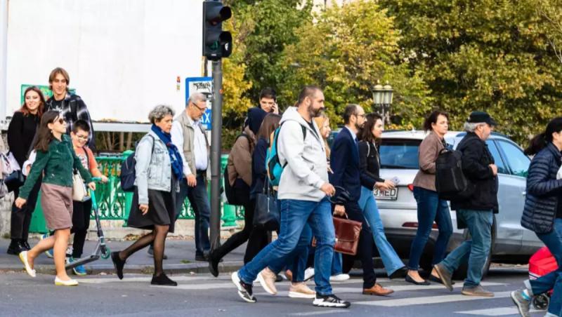 Sondaj: 79% dintre respondenți cred că România merge în direcția greșită. 80% nu au încredere în Bolojan