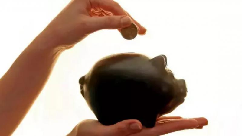 Când intră alocațiile pentru copii pe card în aprilie 2026. Ce trebuie să ştie părinţii