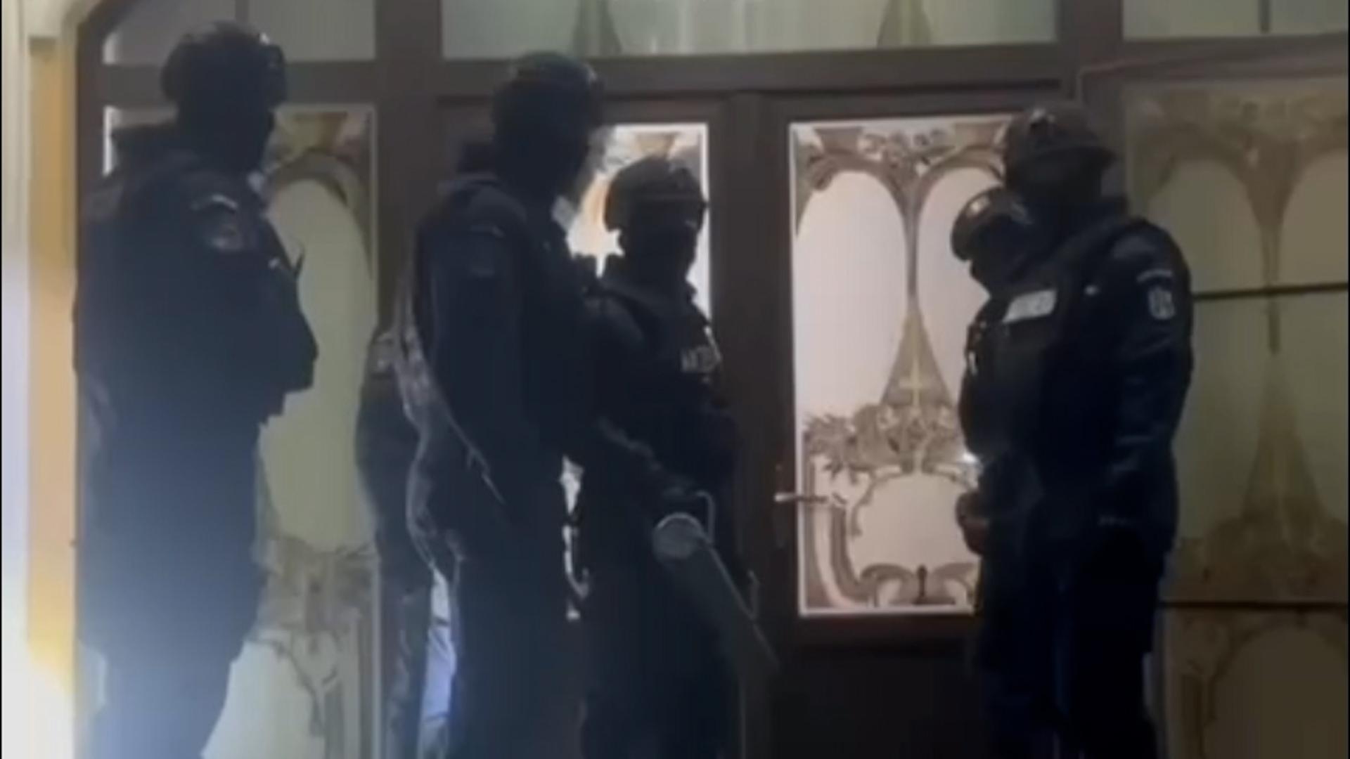 Mafia deşeurilor, destructurată după ce a făcut 50 de milioane de euro în 5 ani