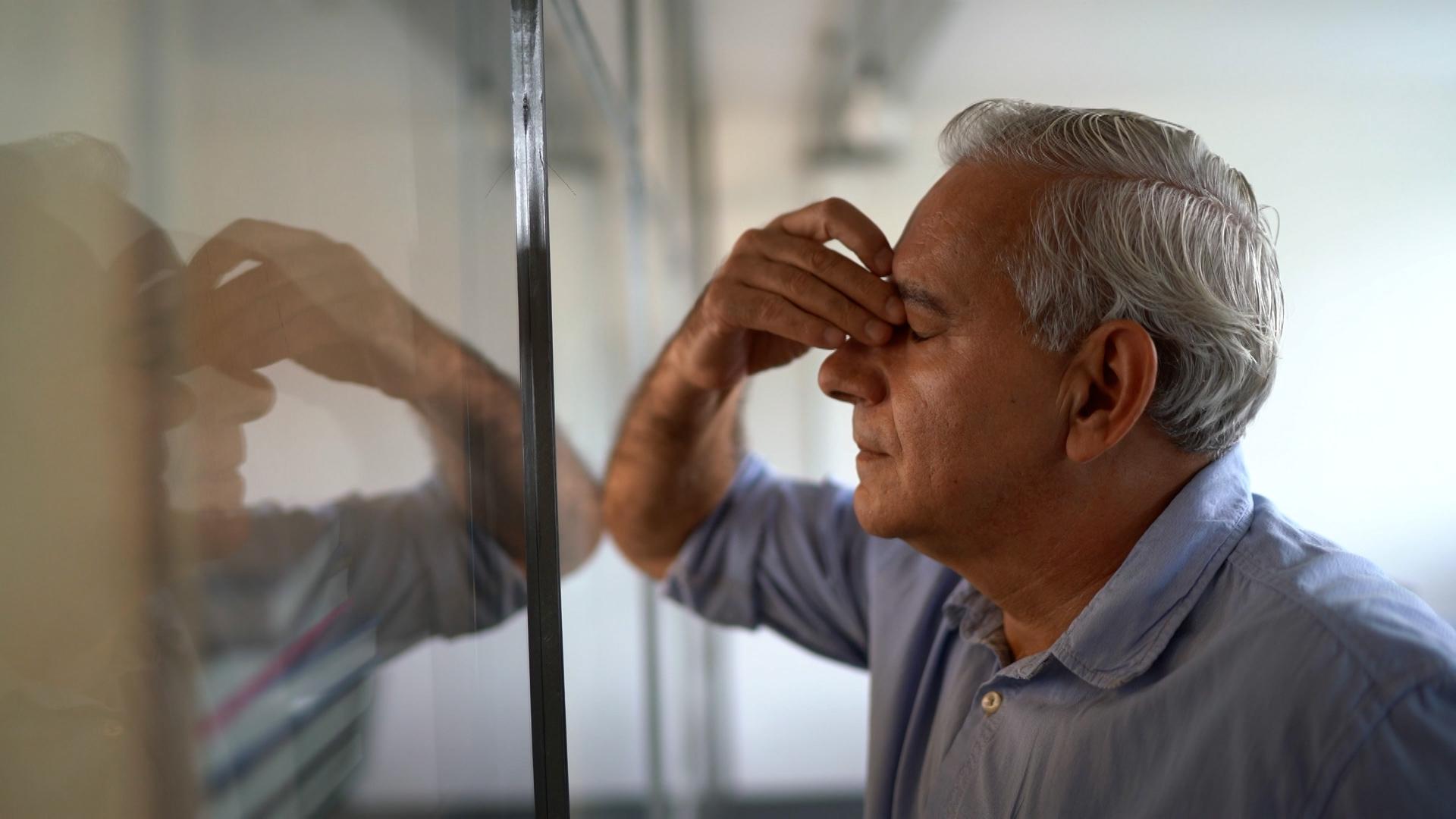 "Mi-ai scos peri albi" nu e doar o expresie. Contactul cu oameni dificili ne îmbătrâneşte, la propriu