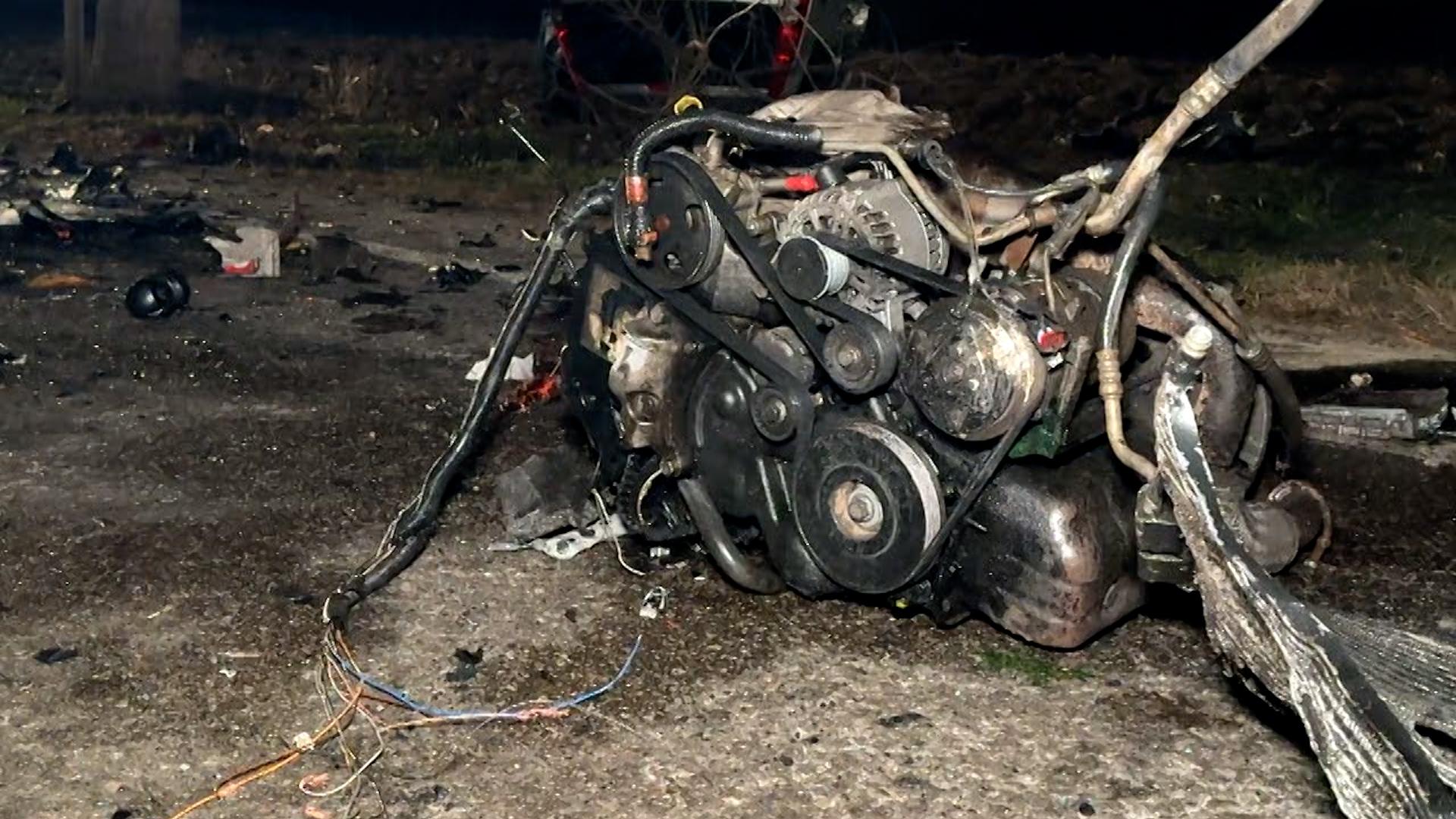 Filmul accidentului cu 4 morţi din Neamţ. Un şofer profesionist a semănat moarte şi şi-a lăsat copilul orfan