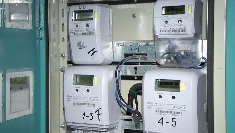 ANRE: Consumatorii de energie electrică, avertizaţi prin SMS când depășesc 80% din consumul lunar stabilit