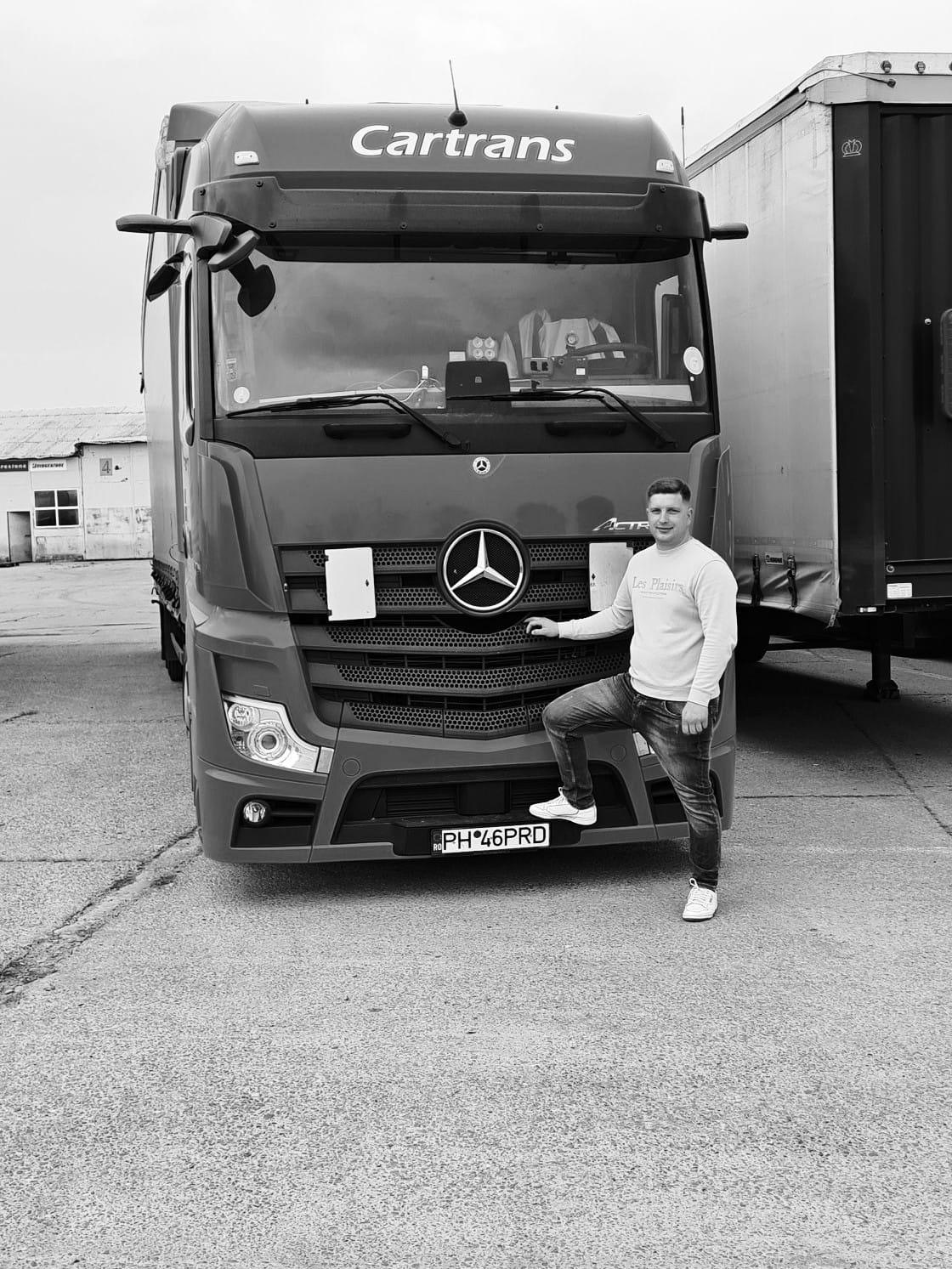 Cine sunt românii morţi în accidentul de TIR din Spania. Ionuţ şi Mădălina au rămas captivi în camion