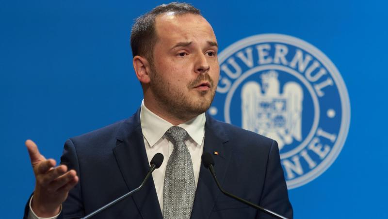 Ministrul Sănătăţii: "Fac apel la calm, nu recomand ca oamenii să îşi faci stocuri de medicamente"