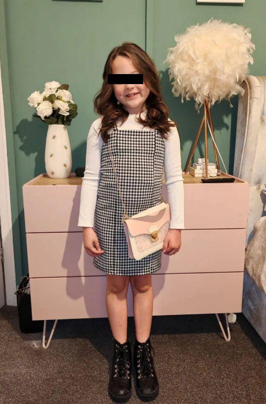 La 10 ani, avea dureri cumplite de cap şi i s-a spus că foloseşte prea mult iPadul. A murit peste câteva luni