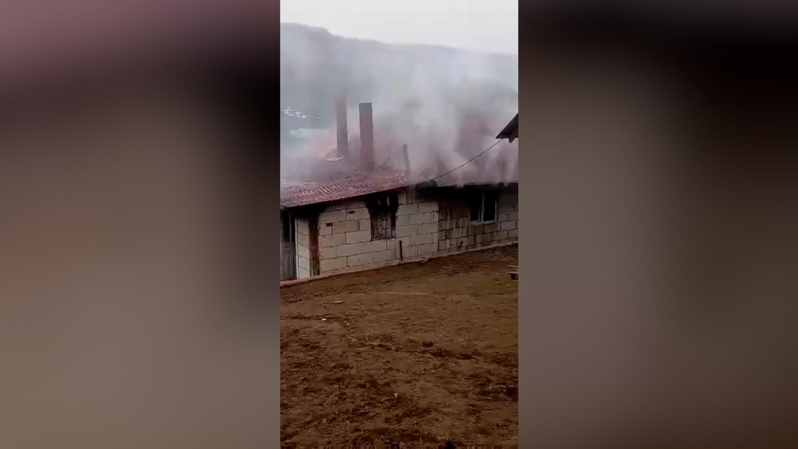 Un bărbat din Vaslui a murit încercând să-și salveze banii din casa cuprinsă de flăcări