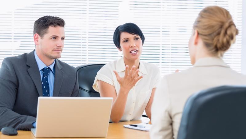 Ce locuri de muncă au căutat românii