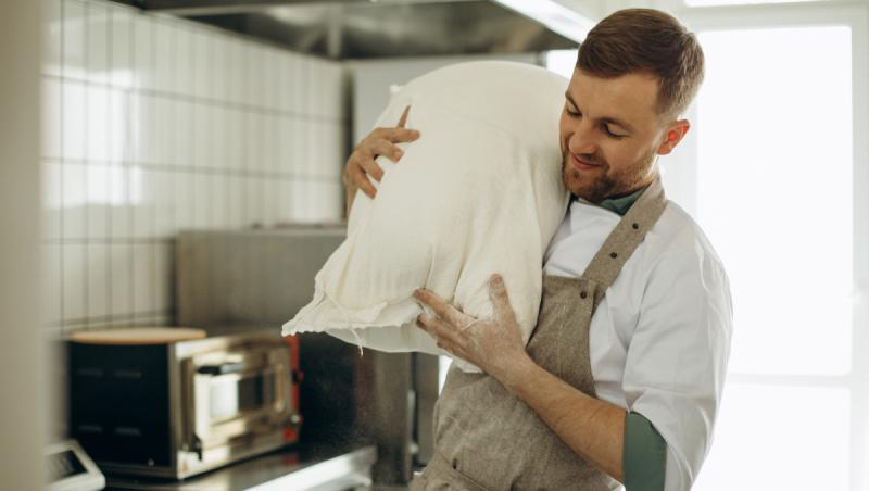 Industria care are nevoie urgentă de 1.800 de angajaţi în ţară. Doar la Sibiu se caută 400 de oameni