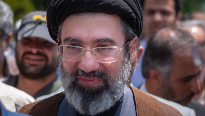 Surse: Mojtaba Khamenei, fiul lui Ali Khamenei, se pregăteşte să devină ayatollah &icirc;n Iran