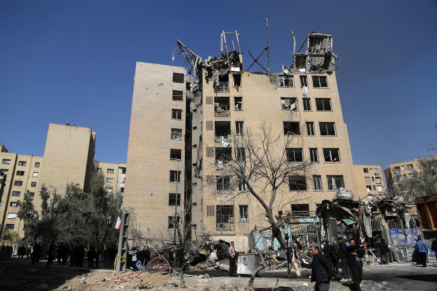 Război în Iran, ziua 7. Israelul a ordonat evacuări în masă în Beirut. Trump: Conflictul, fără limite de timp