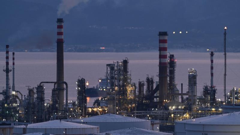 Războiul din Iran "ar putea prăbuși economiile lumii": Petrolul ar putea ajunge la 150 de dolari barilul