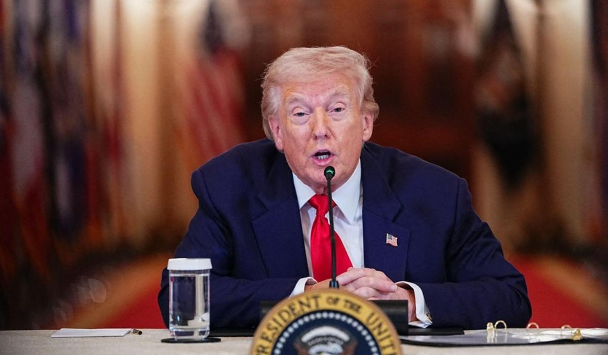 Război în Iran, ziua 8. Trump anunţă că Iranul va fi lovit "puternic". Aeroportul din Dubai, atacat cu drone