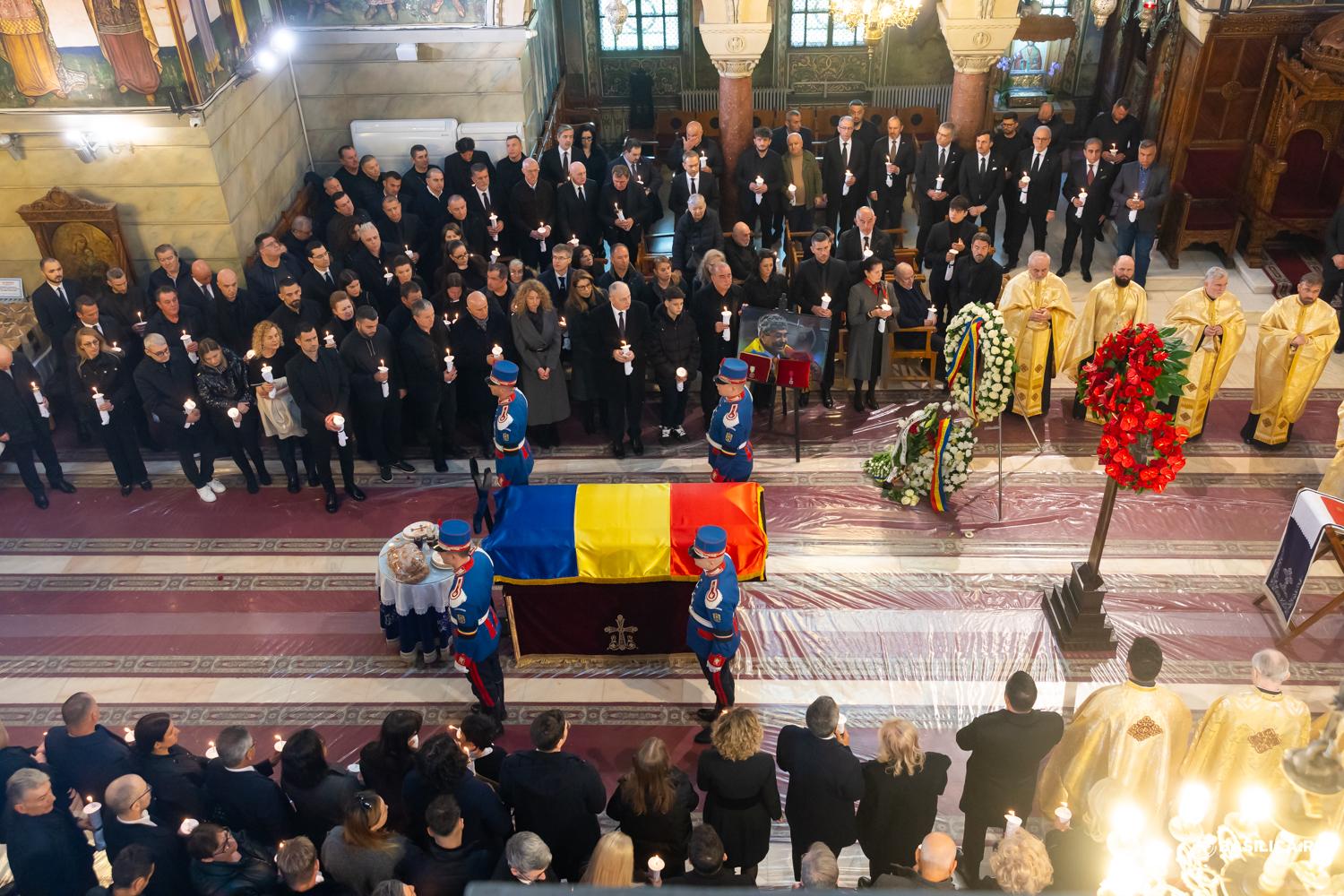 Imagini din timpul slujbei religioase de la Biserica Sfântul Elefterie