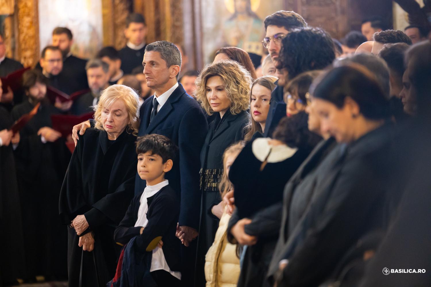Imagini din timpul slujbei religioase de la Biserica Sfântul Elefterie