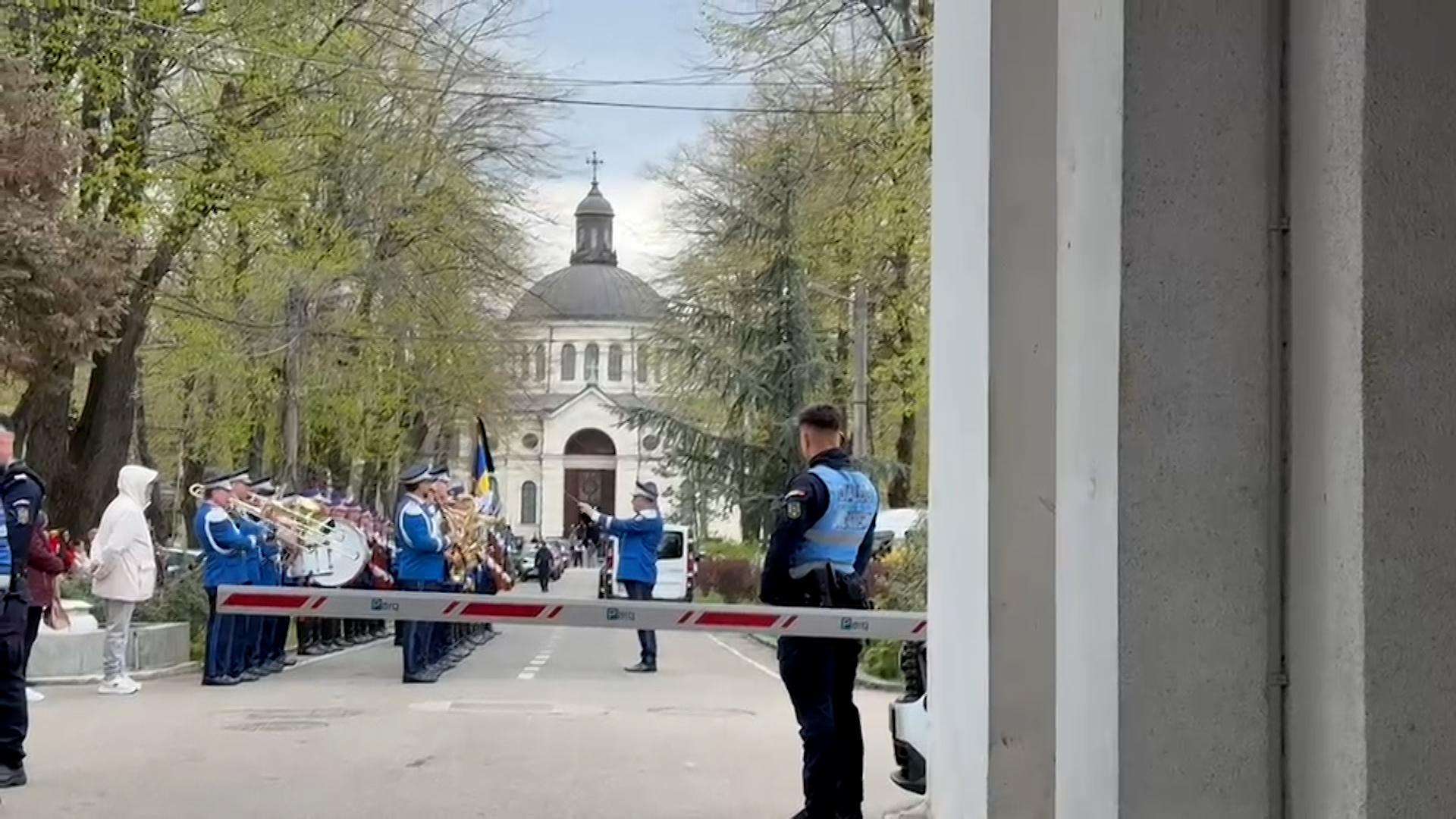 Ziua despărţirii de Mircea Lucescu: Răzvan Lucescu, mesaj emoţionant de rămas bun pentru tatăl său