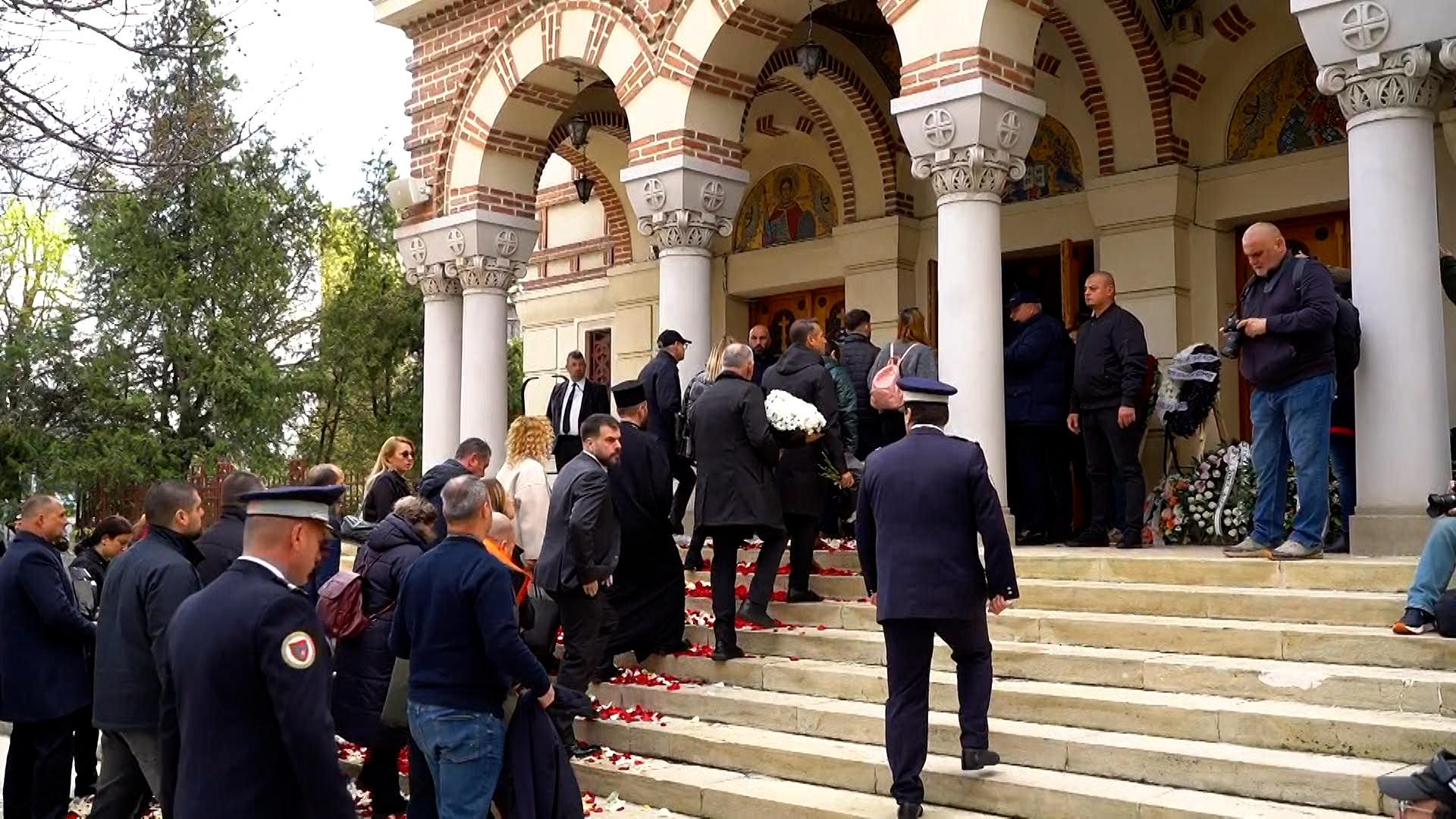 Ziua despărţirii de Mircea Lucescu: Răzvan Lucescu, mesaj emoţionant de rămas bun pentru tatăl său