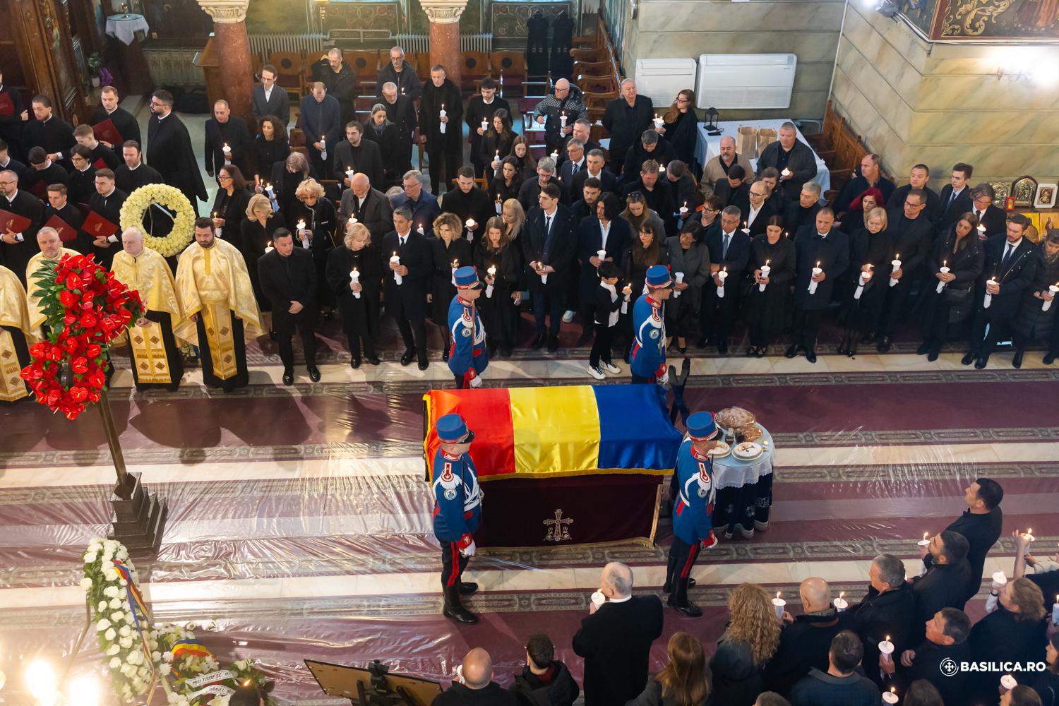 Ziua despărţirii de Mircea Lucescu: Răzvan Lucescu, mesaj emoţionant de rămas bun pentru tatăl său