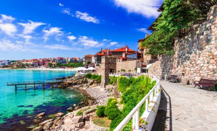 Sozopol, Bulgaria. Zidurile antice ale Apolloniei și litoralul Mării Negre, Burgas.