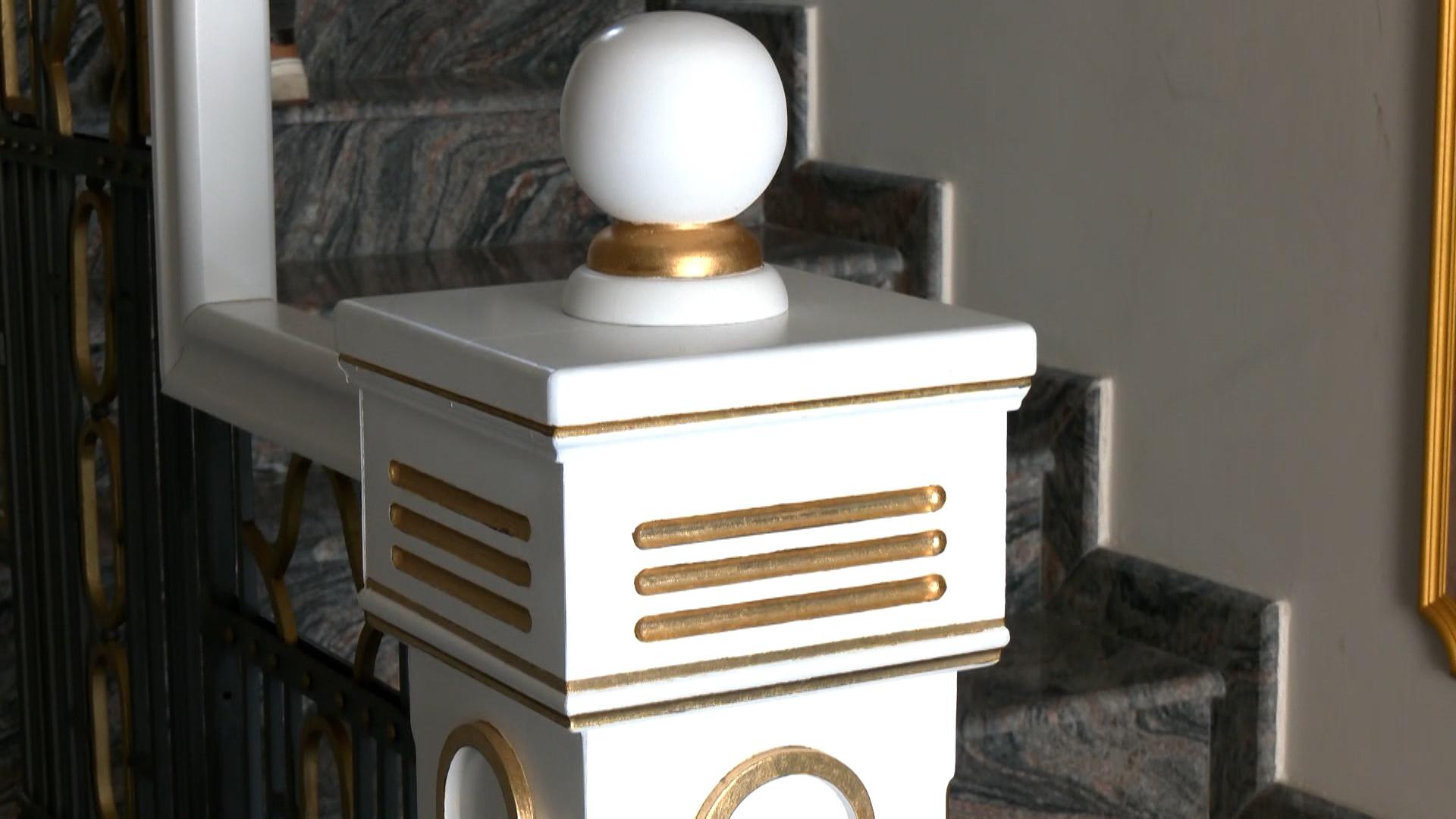 Cum au pus mâna clanurile din Timişoara pe vile istorice. Momiţă Bona se lăuda cu investiiţile făcute